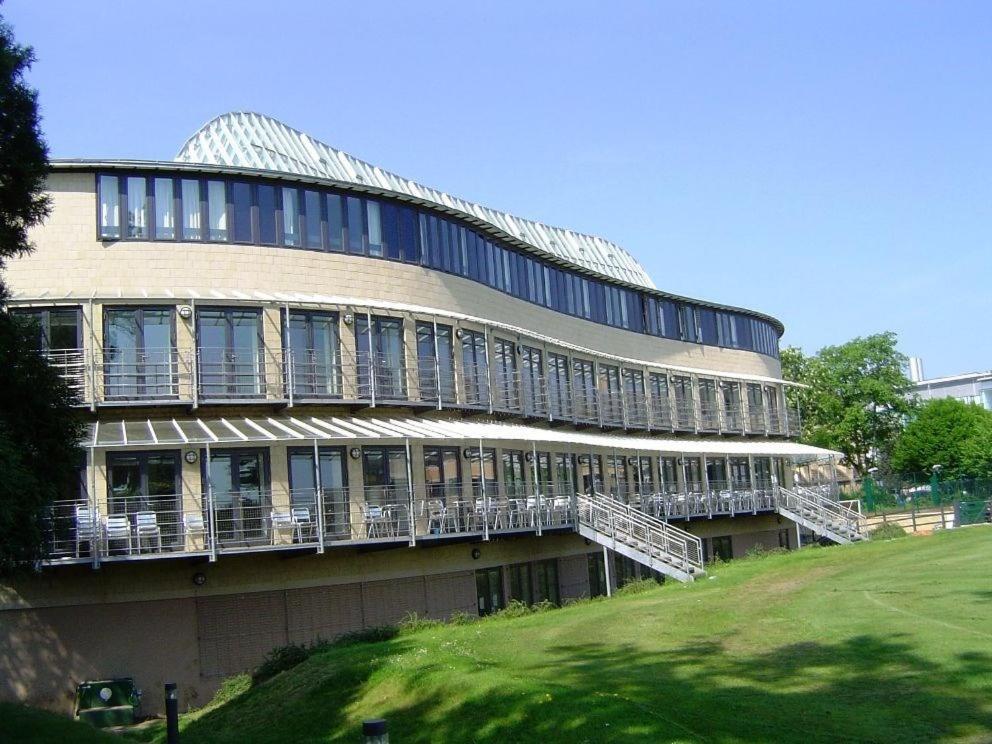 Oxford University Club Bagian luar foto